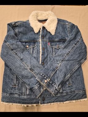 Levi's Navy Plaid Jacket with Cream Sherpa